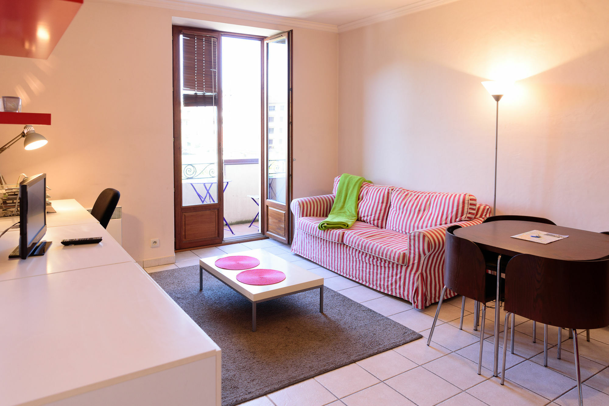 Hotel Les Z'Hirondelles Annecy Zewnętrze zdjęcie